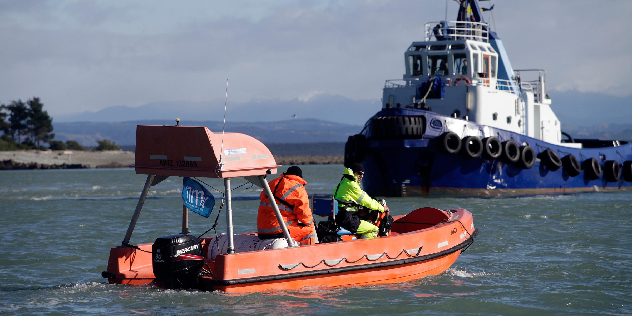 Nelson the cut fast rescue boat tug2