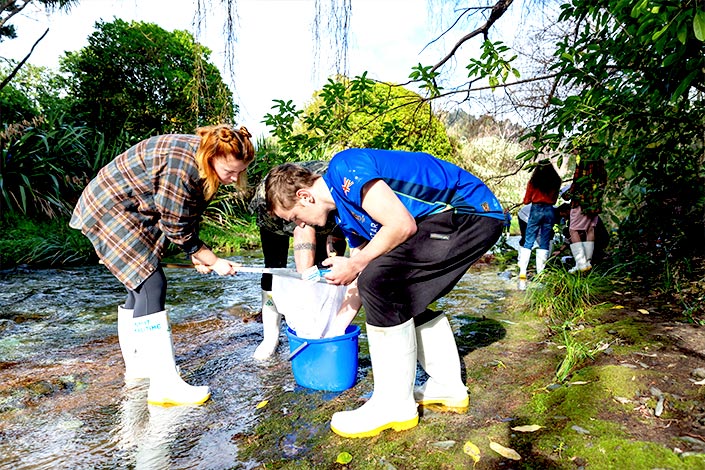 Aquaculture stream sampling 1 Column 705x470px