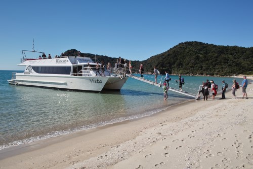 marine-tourism-passenger-boat-abel-tasman